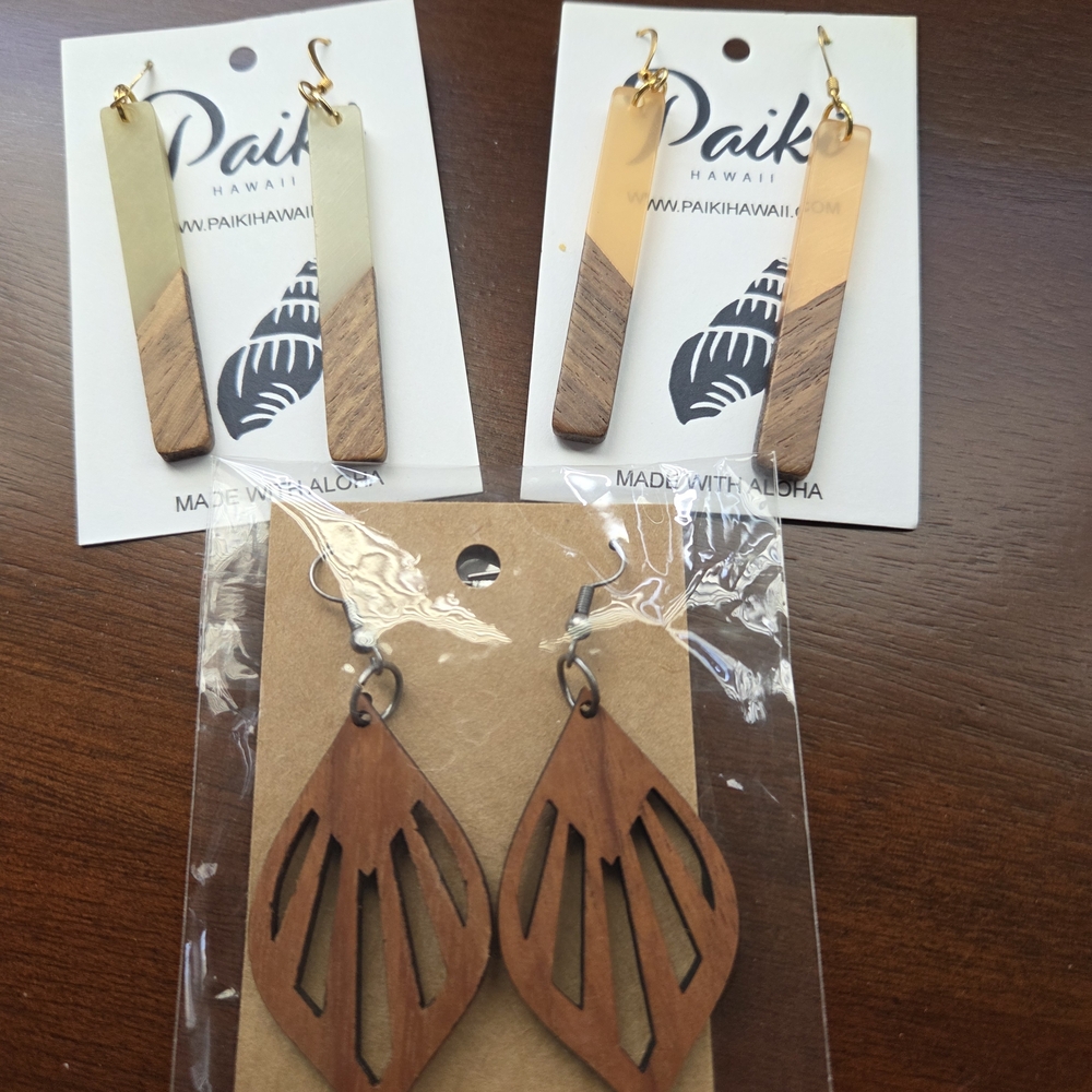 Paiki Hawaii Earrings  And Kukuna Creations Wood Earrings (Set 3) NWT